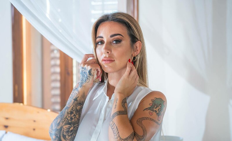 Фаина, 23